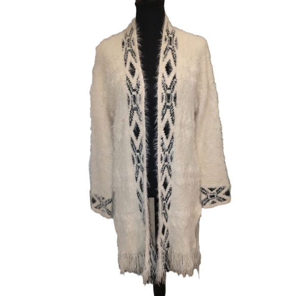 Forever 21 Fuzzy Cardigan - Picture 2 of 3